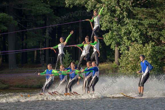 Aqua Skiers Show 07-17-16-042