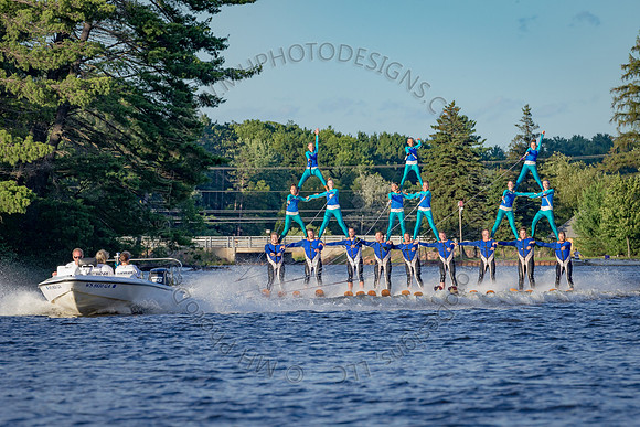 Aqua Skiers Show 07-17-16-194