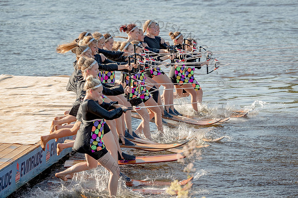 Aqua Skiers Show 06-19-16-033